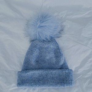 Gap Light Blue & Silver Beanie w/Pom Pom S/M